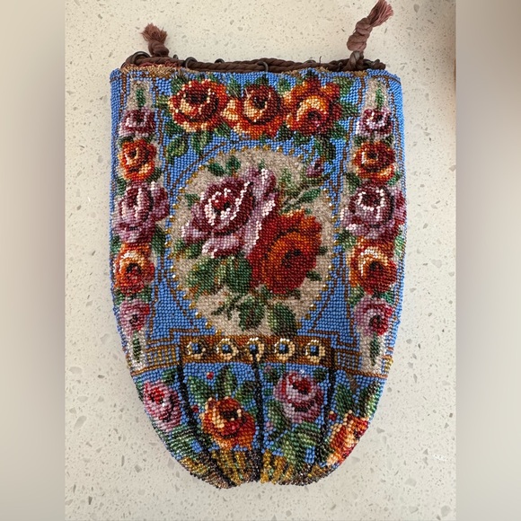 RARE 1890s Glass Beaded Cinch Bag w/Floral Pattern - Picture 3 of 16